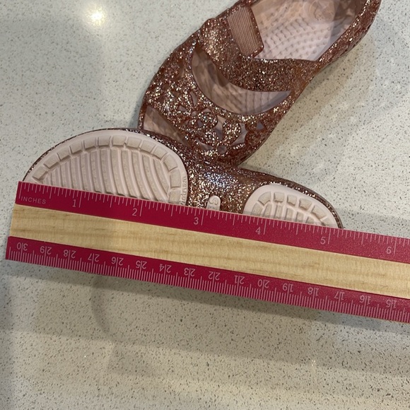 Crocs Little Girls Toddler Isabella Flower Flat size 4 - Picture 11 of 11